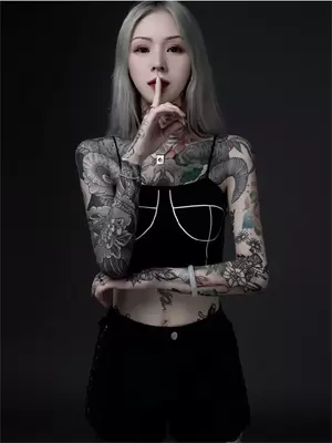 校园星芒爱与科幻的交织